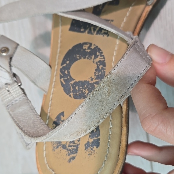 Sorel Women Ankle Leather Sandals Flats flip flop shoes sz 7 - Picture 14 of 14